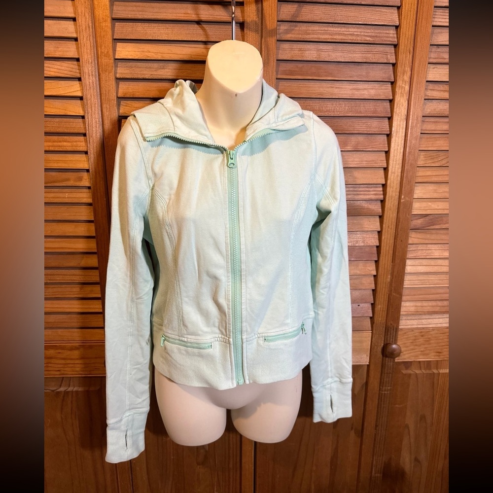Lululemon zip up sweatshirt